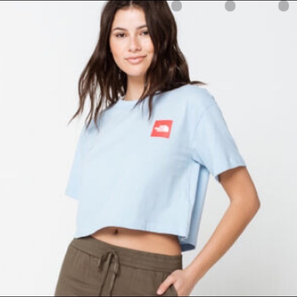 The North Face Cropped Tee - Picture 2 of 11